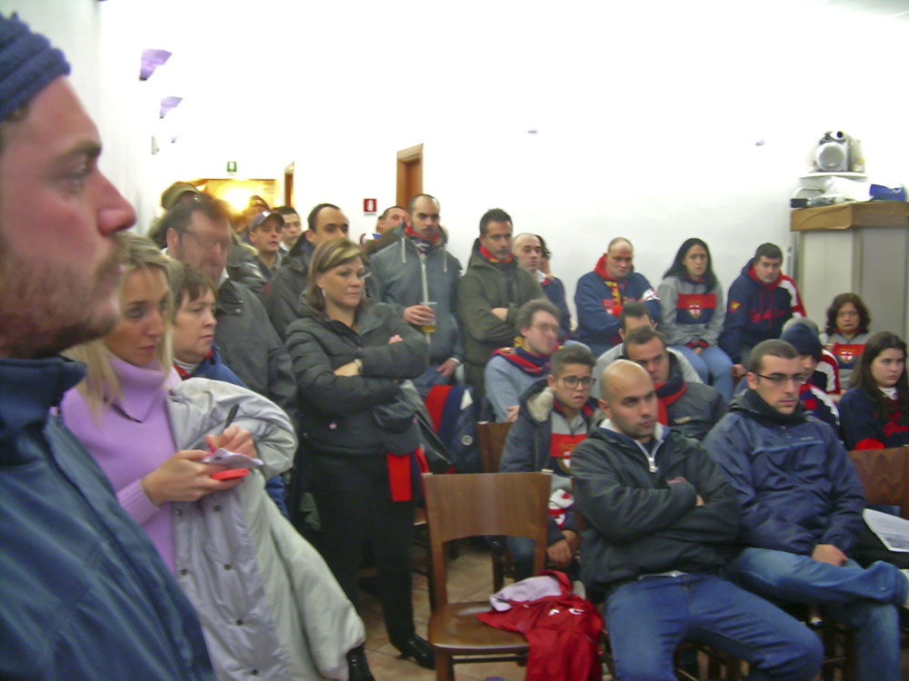 Genova 30 marzo 2013: la Gradinata Nord si mobilita per Paolo&nbsp;Scaroni